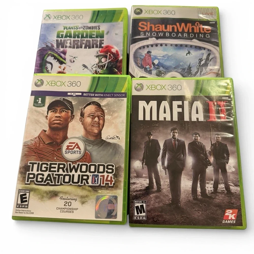 Microsoft Xbox 360 S Slim 1439 NO Hard drive, Controllers, Games, Cables, Kinect
